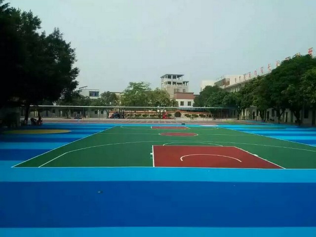 長寧塑膠籃球場